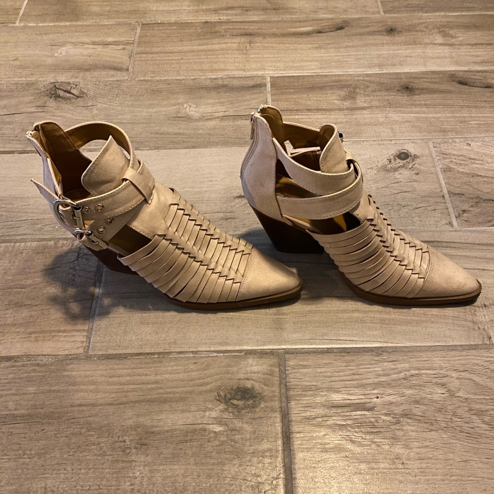 Red Dress Boutique - Woven White Bootie